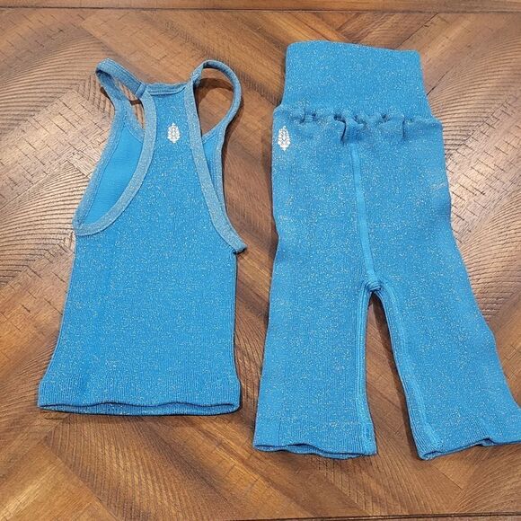 Free People Set - Happiness Runs Lurex Tank and Shorts XS/S top M/L bottoms - Picture 9 of 9